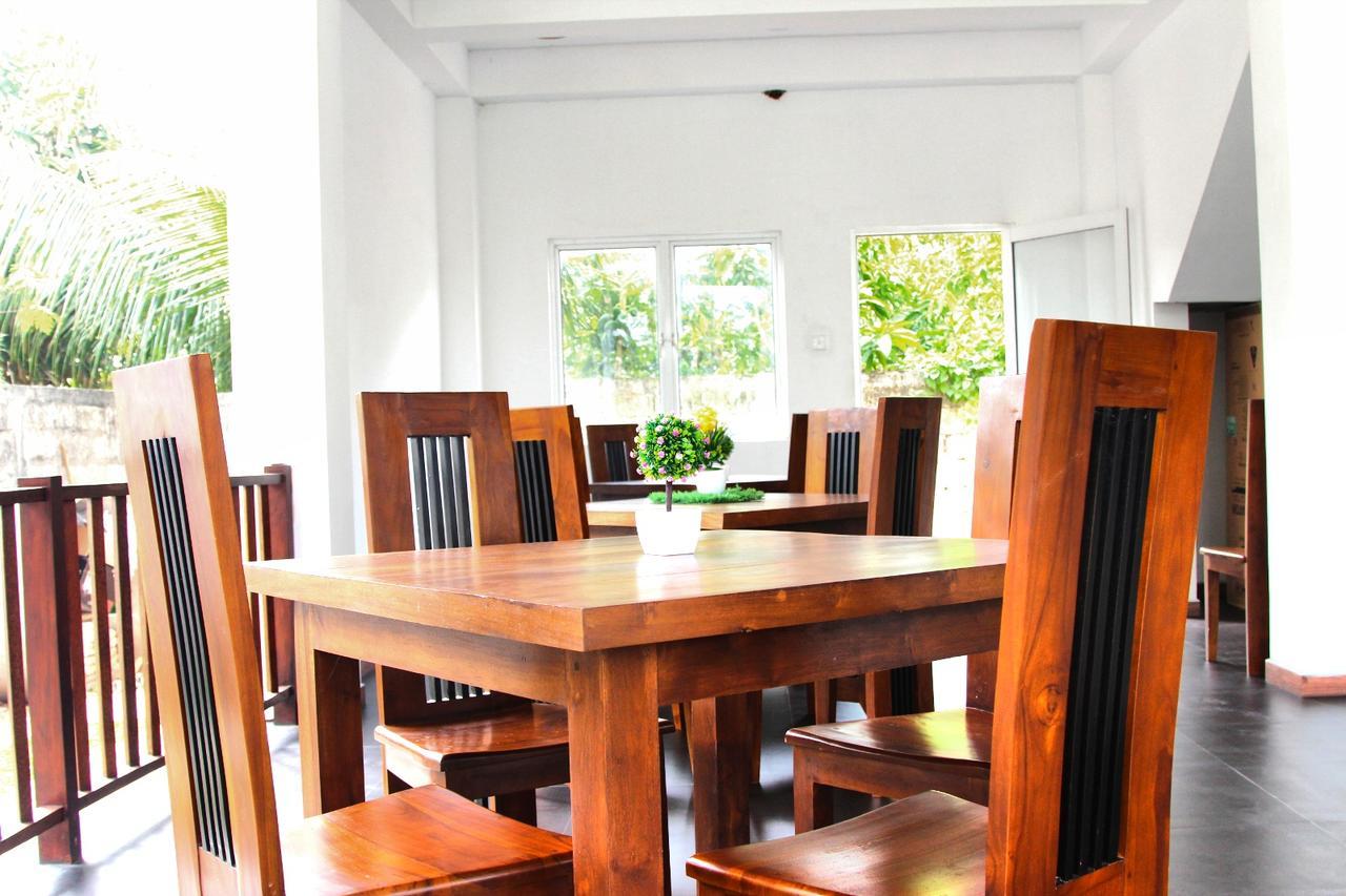 Himawari Beach Villa Матара Екстериор снимка